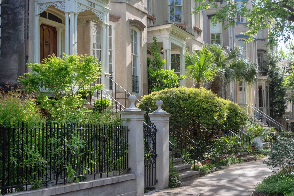 Savannah property management row houses in savannah